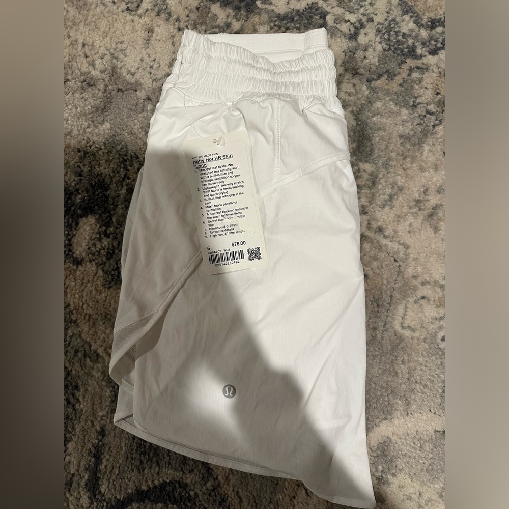 NWT lululemon Hotty Hot HR Skirt Long*